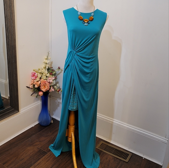 Prom ,special occasion gown - Picture 2 of 10